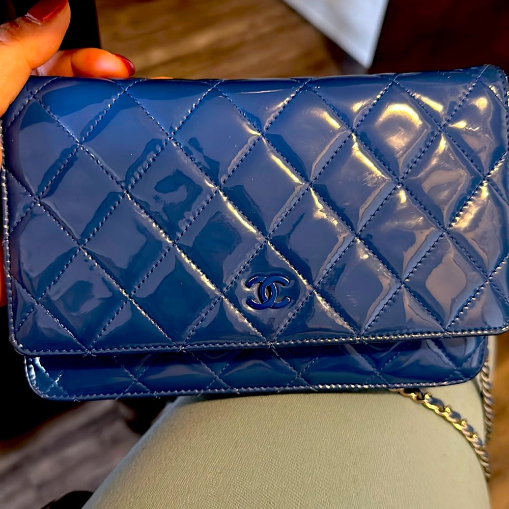 - 100% authentic blue Chanel wallet on chain, reasonable offers considered